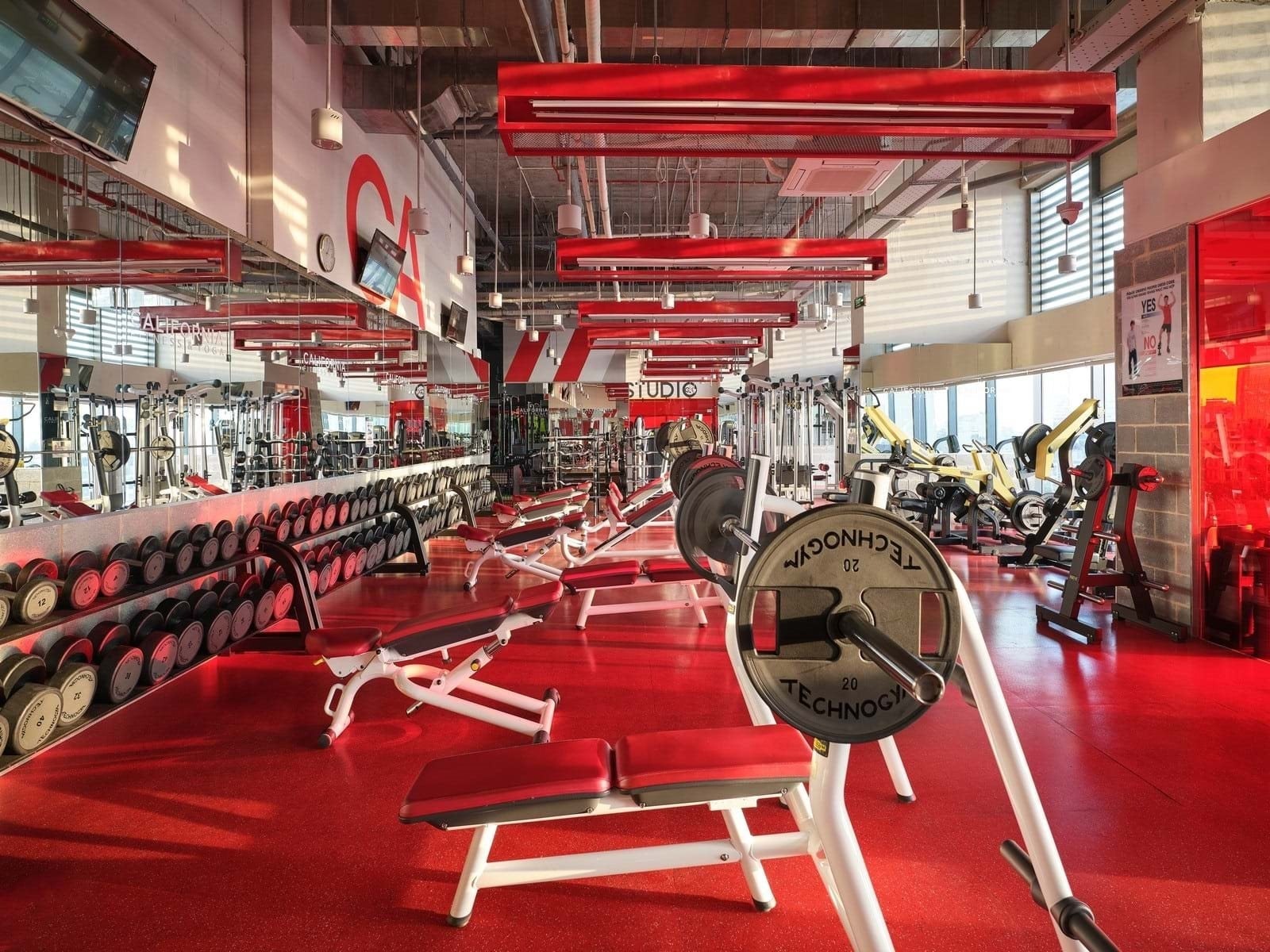 california-fitness-yoga-2